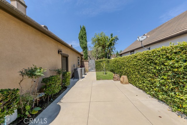 3811 Belgian Lane, Yorba Linda CA: https://media.crmls.org/medias/9434eeda-2ec5-4e71-b3d0-f3857c8b4abf.jpg