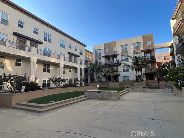 78 E Bay State Street, Alhambra CA: https://media.crmls.org/medias/943504ec-0c03-485f-bc13-4fdec0f59b4f.jpg