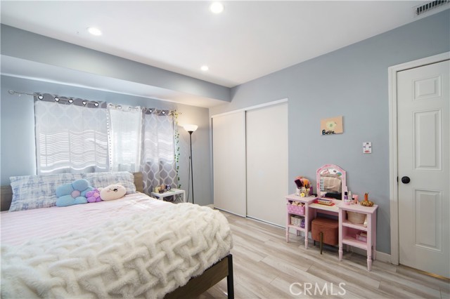 Detail Gallery Image 30 of 48 For 6916 Claire Ave, Reseda,  CA 91335 - 4 Beds | 3 Baths