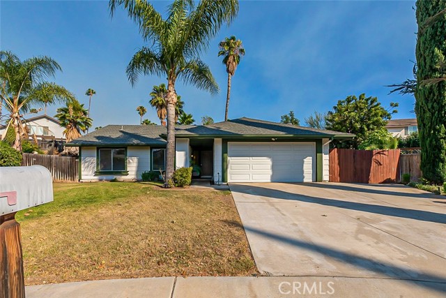 1326 Rosehill Dr, Riverside, CA 92507