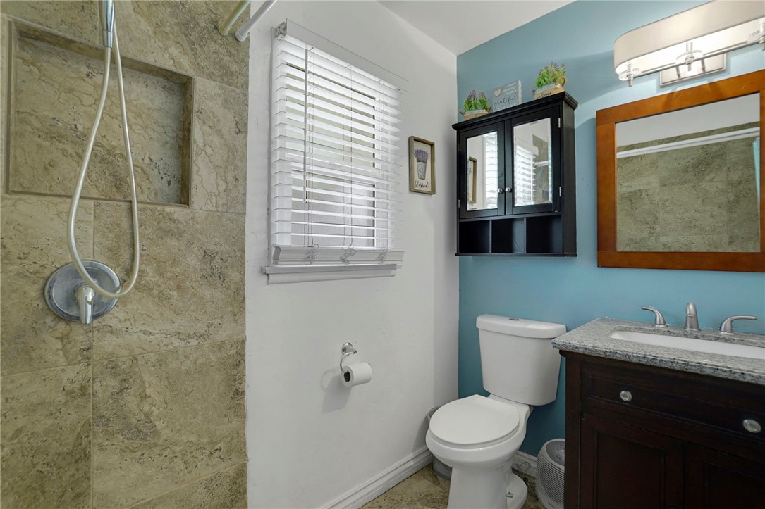 Detail Gallery Image 16 of 21 For 675 W Grove St, Rialto,  CA 92376 - 3 Beds | 1 Baths