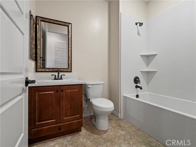 Detail Gallery Image 27 of 67 For 26420 Township St, Saugus,  CA 91350 - 5 Beds | 4/1 Baths