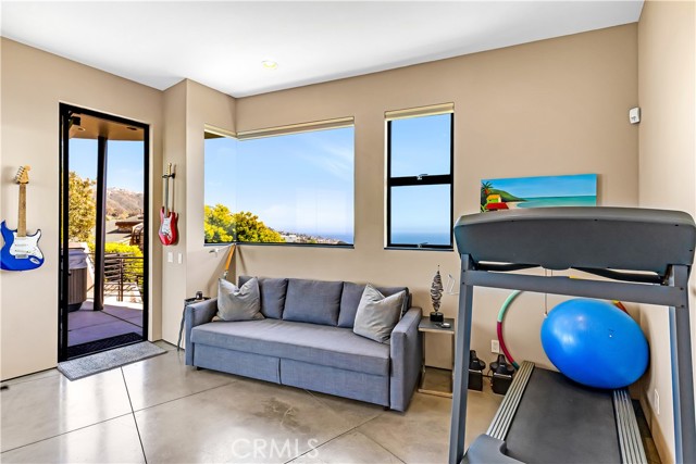 Detail Gallery Image 29 of 61 For 31411 Ceanothus Dr, Laguna Beach,  CA 92651 - 3 Beds | 2/1 Baths