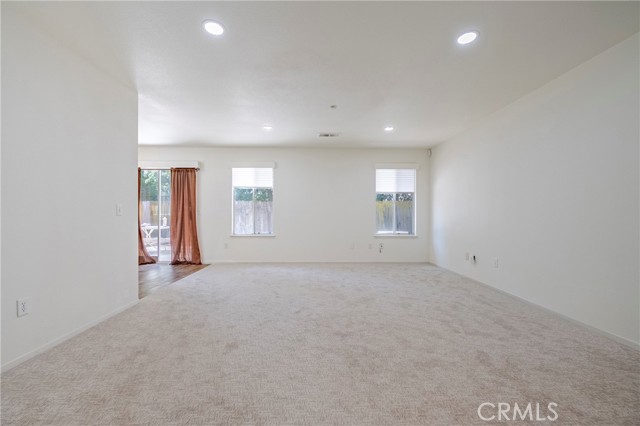 Detail Gallery Image 13 of 36 For 1584 Portola Way, Merced,  CA 95348 - 3 Beds | 2 Baths