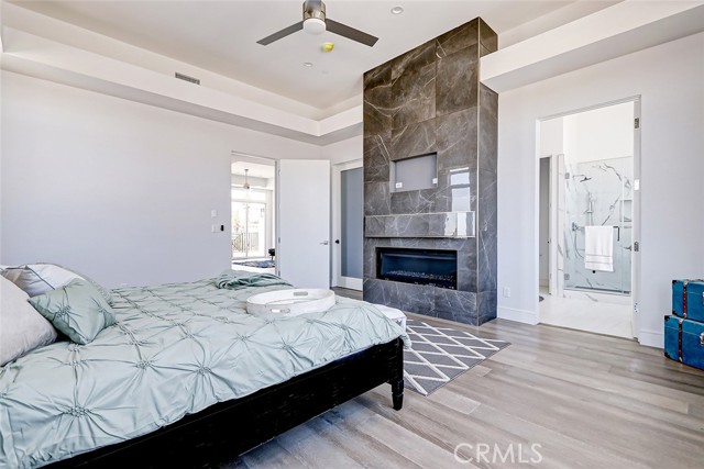 Detail Gallery Image 26 of 41 For 2321 Clark Ln #B,  Redondo Beach,  CA 90278 - 4 Beds | 4/1 Baths