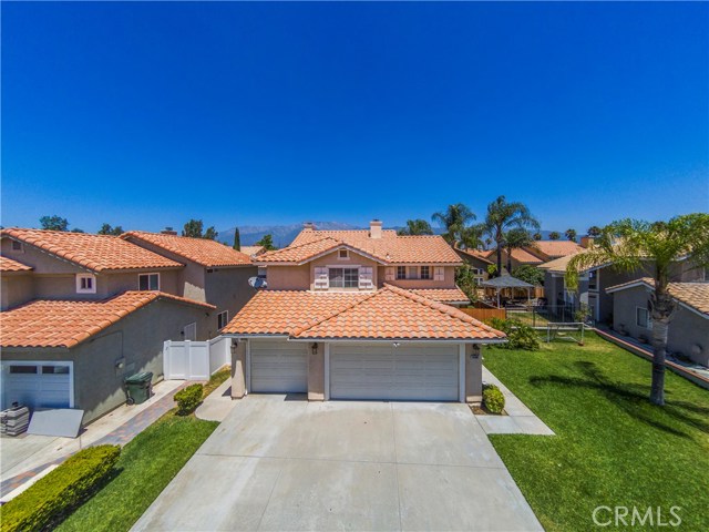 14086 Valley Forge Court, Fontana, CA 92336