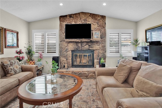 Detail Gallery Image 17 of 48 For 15545 Dale Evans, Apple Valley,  CA 92307 - 3 Beds | 2 Baths