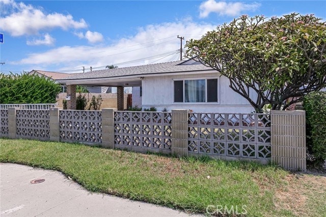 10926 Corby Avenue, Norwalk CA: https://media.crmls.org/medias/9439d009-7980-49fe-9474-784f18be68a3.jpg