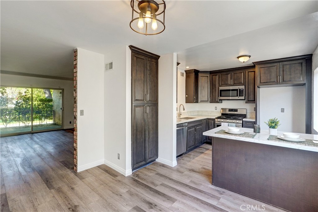 MLS #SR25269343 image #6