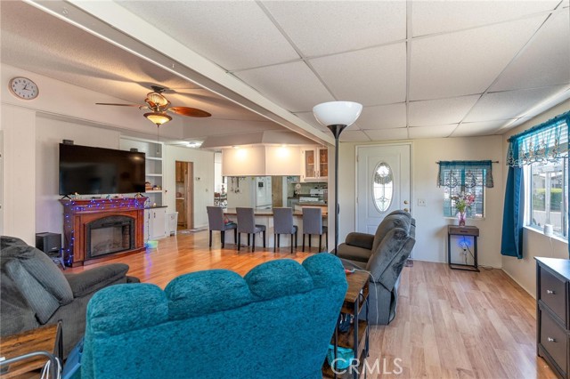 Detail Gallery Image 6 of 29 For 601 N Kirby St #450,  Hemet,  CA 92545 - 2 Beds | 2 Baths