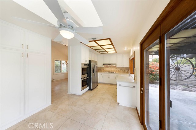 Detail Gallery Image 9 of 25 For 8851 Satterfield, Huntington Beach,  CA 92646 - 4 Beds | 3 Baths