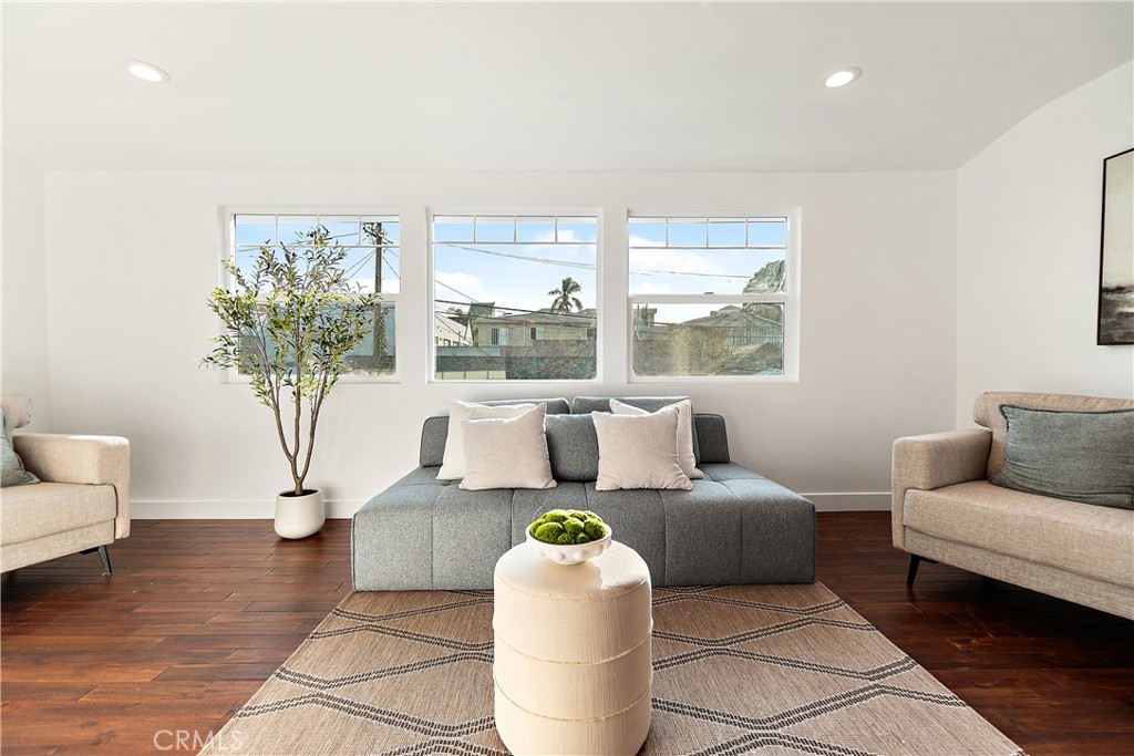 MLS #DW25181566 img 37