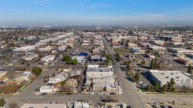 2201 H Street, Bakersfield, California 93301, ,Commercial Sale,For Sale,2201 H Street,CRSR24018199