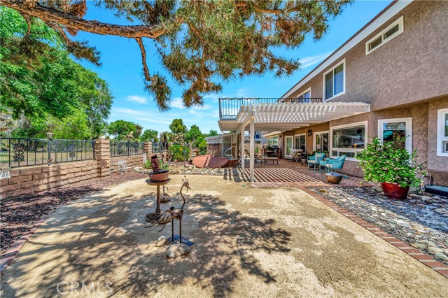 433 Fairway Drive, Palmdale CA: https://media.crmls.org/medias/943d651e-5769-47aa-bdcd-9c02a1647fbe.jpg