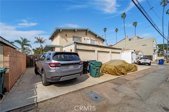 618 15th Street, Huntington Beach, California 92648, ,Multi-Family,For Sale,15th,OC25037225