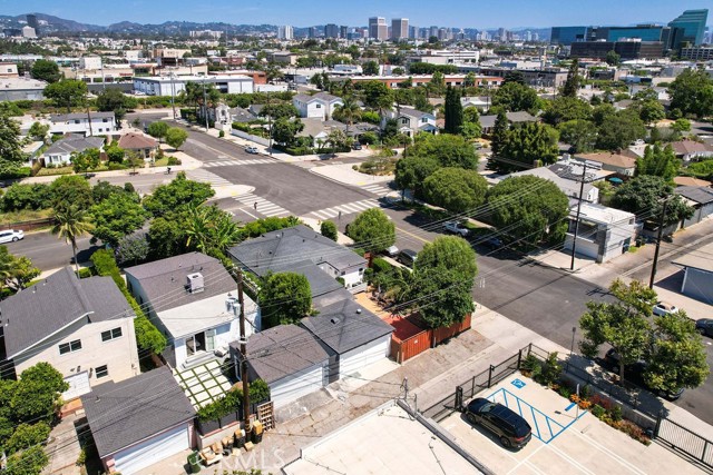 Detail Gallery Image 26 of 27 For 11804 Tennessee Pl, Los Angeles,  CA 90064 - 3 Beds | 2 Baths