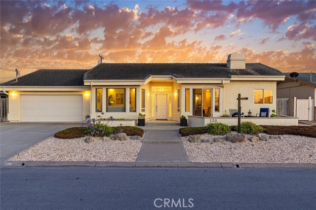 Detail Gallery Image 3 of 63 For 130 Mindoro St, Morro Bay,  CA 93442 - 3 Beds | 2 Baths
