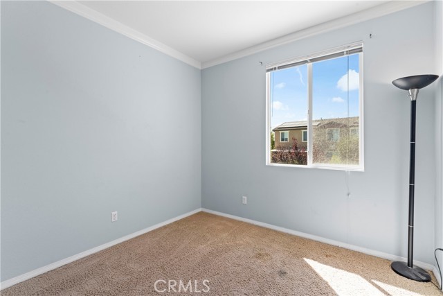Detail Gallery Image 31 of 43 For 29149 Edgewood Dr, Lake Elsinore,  CA 92530 - 4 Beds | 3 Baths