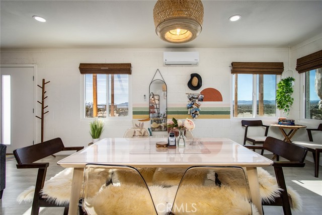 71522 Winters Road, 29 Palms CA: https://media.crmls.org/medias/944030b2-7d67-45a4-8444-a40da5de7192.jpg