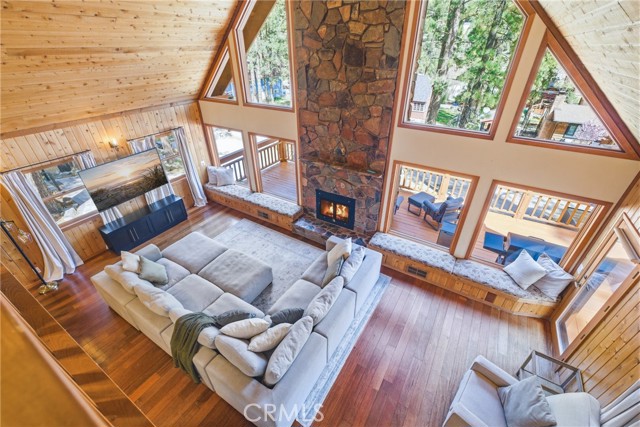 Detail Gallery Image 19 of 60 For 1137 Edna, Wrightwood,  CA 92397 - 5 Beds | 3 Baths