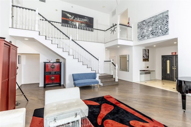 Detail Gallery Image 1 of 27 For 4343 Shadyglade Ave, Studio City,  CA 91604 - 4 Beds | 5 Baths