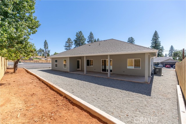 Detail Gallery Image 5 of 41 For 431 Valley View Dr, Paradise,  CA 95969 - 3 Beds | 2 Baths