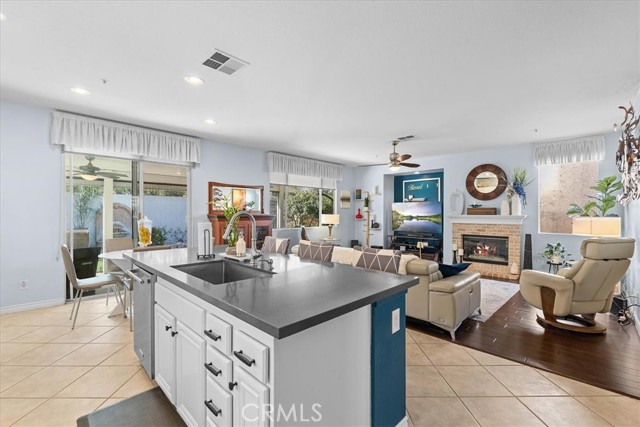 Detail Gallery Image 7 of 26 For 14767 Tennessee Ct, Fontana,  CA 92336 - 4 Beds | 2/1 Baths