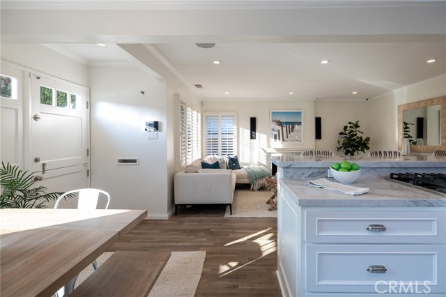 1500 Walnut Avenue, Manhattan Beach, California 90266, 3 Bedrooms Bedrooms, ,2 BathroomsBathrooms,Residential,Sold,Walnut,SB22011905