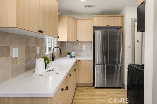 2510 Termino Avenue, Long Beach CA: https://media.crmls.org/medias/9444ca50-f1bb-4796-9155-3189cbbafa30.jpg