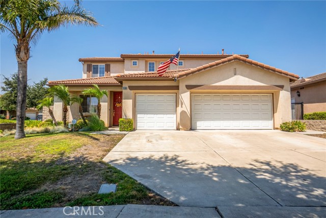 15138 Holiday Drive, Fontana CA: https://media.crmls.org/medias/94451c39-46fc-4f0e-80d5-3d6271e29da4.jpg