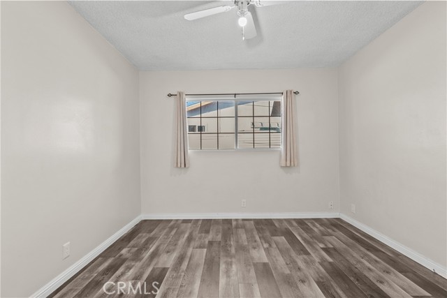 Detail Gallery Image 54 of 59 For 9559 9561 Natick Ave, North Hills,  CA 91343 - 5 Beds | 4 Baths