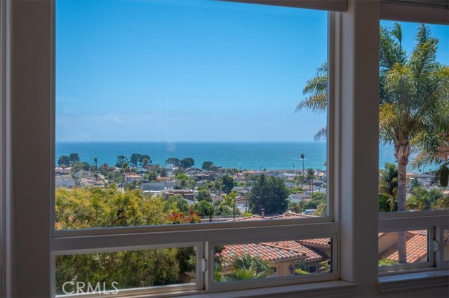 Detail Gallery Image 25 of 52 For 1309 Costa Brava, Pismo Beach,  CA 93449 - 3 Beds | 2/1 Baths