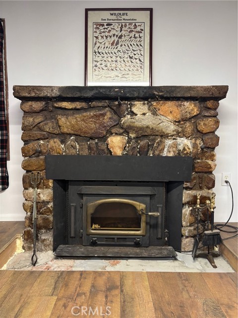 Detail Gallery Image 5 of 19 For 2667 Hunsaker, Running Springs,  CA 92382 - 4 Beds | 2 Baths