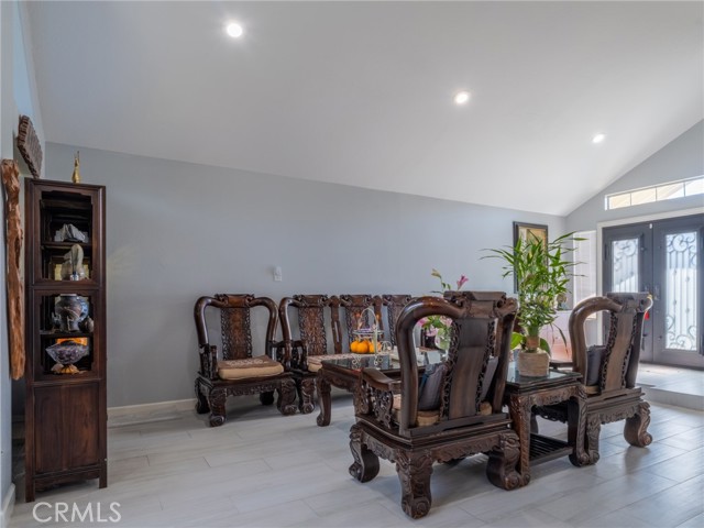 Detail Gallery Image 3 of 16 For 1661 Danbrook Pl, Upland,  CA 91784 - 4 Beds | 3 Baths