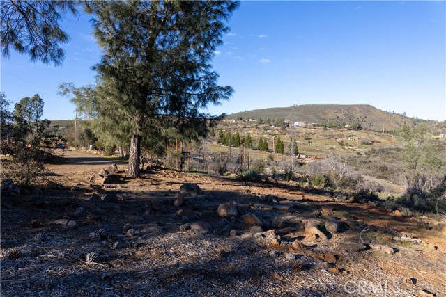 21541 Yankee Valley Road, Hidden Valley Lake CA: https://media.crmls.org/medias/94465979-aa0a-4dc1-852a-65715cfe4f34.jpg
