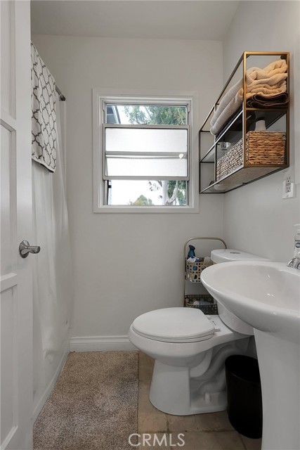 Detail Gallery Image 15 of 36 For 5650 Verdura Ave, Lakewood,  CA 90712 - 2 Beds | 1 Baths