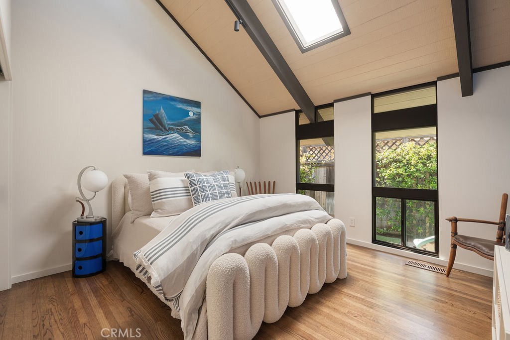 MLS #OC26133568 image #24