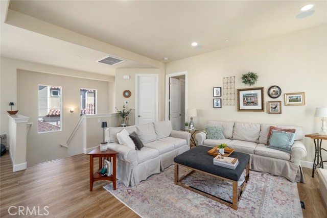 Detail Gallery Image 6 of 45 For 3061 Arezzo, San Luis Obispo,  CA 93401 - 3 Beds | 2/1 Baths