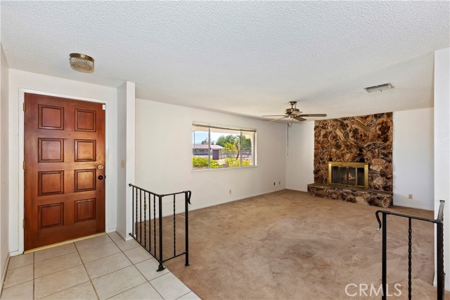 Detail Gallery Image 5 of 26 For 20211 Modoc Rd, Apple Valley,  CA 92308 - 3 Beds | 2 Baths