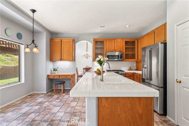 3064 Drake Street, Corona CA: https://media.crmls.org/medias/9449176e-3d85-471b-98c6-dec56790dd39.jpg