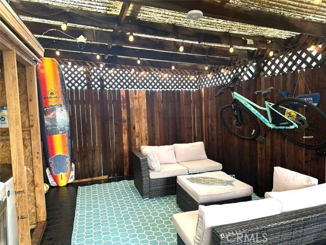 Detail Gallery Image 13 of 14 For 435 8th St, Hermosa Beach,  CA 90254 - 1 Beds | 1 Baths