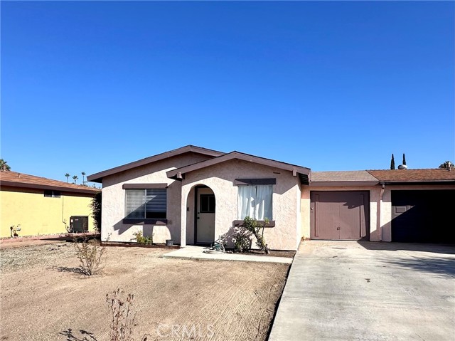 2388 W Oakland Ave, Hemet, CA 92545