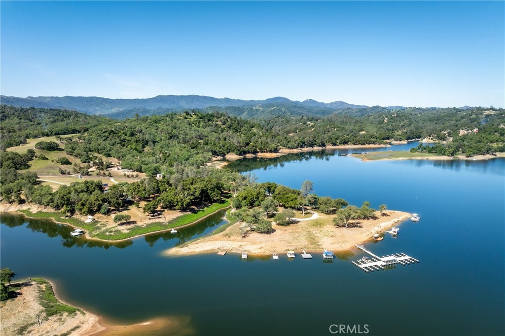 https://media.crmls.org/medias/944ae01f-80f0-41a7-b1a4-013d4cd7f7d7.jpg?preset=X-Large