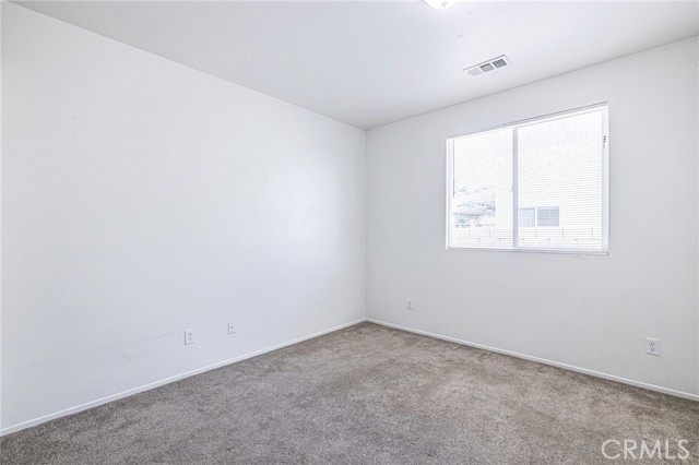 43839 58th W Street, Lancaster CA: https://media.crmls.org/medias/944b1670-8e43-4b0a-a30d-4a4224f5425d.jpg