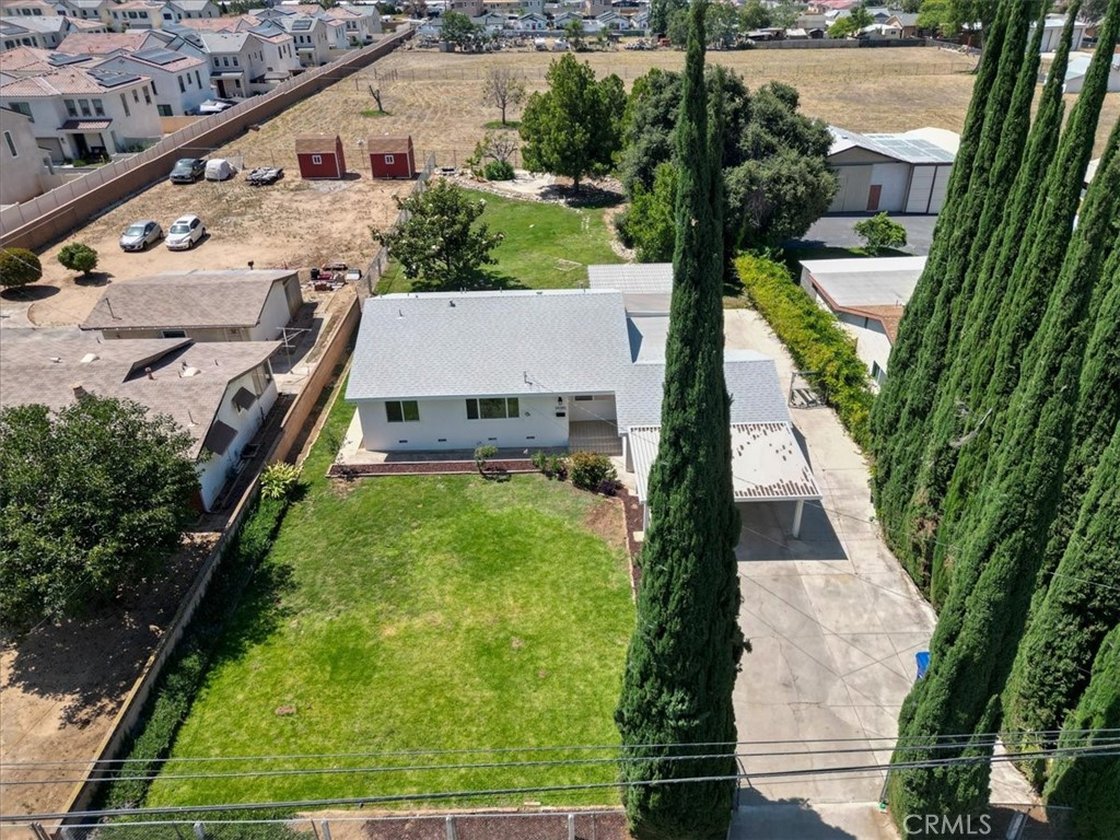 https://media.crmls.org/medias/944c803f-0d56-4f06-b267-b9638a313966.jpg?preset=X-Large