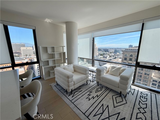 Front Image Thumbnail for CROC26045781