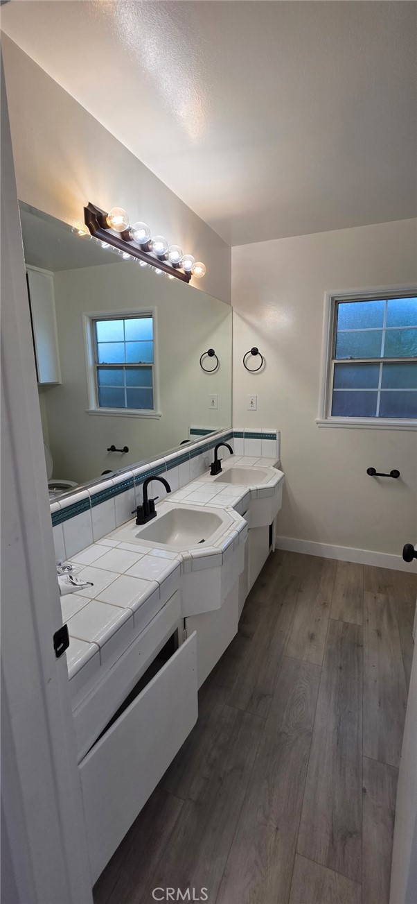 8849 Swinton Avenue, North Hills CA: https://media.crmls.org/medias/944dda5d-d847-4ca3-93de-a20115a13bde.jpg