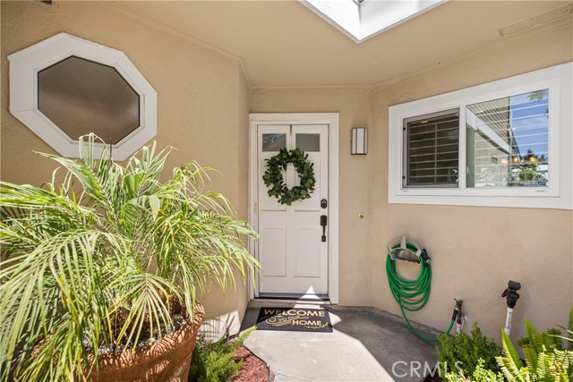 Detail Gallery Image 3 of 52 For 27776 Aberdeen, Mission Viejo,  CA 92691 - 3 Beds | 2/1 Baths