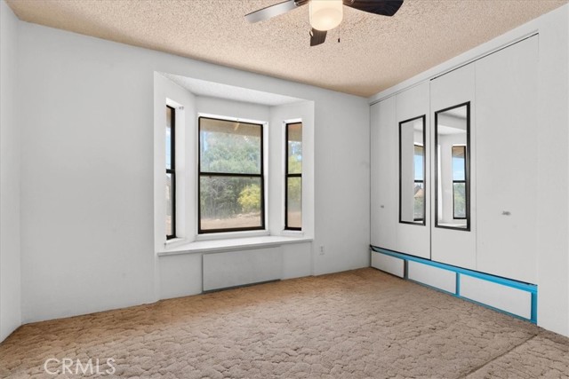 18510 Santa Fe Avenue, San Bernardino CA: https://media.crmls.org/medias/944e6a97-c667-4e13-a470-65c8a16d8892.jpg