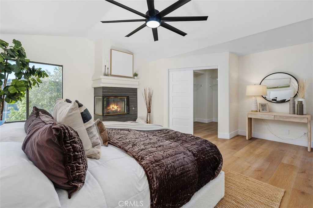 MLS #OC25270791 image #29